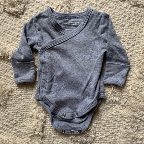 3 Goobie Baby Onesies Set - Picture 4 of 7